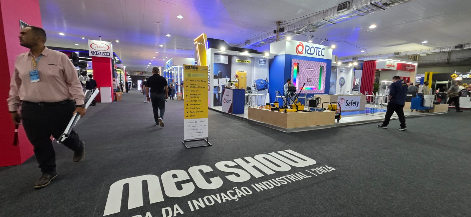 Mec Show 2026 começa com grande movimentação e reforça protagonismo da indústria capixaba